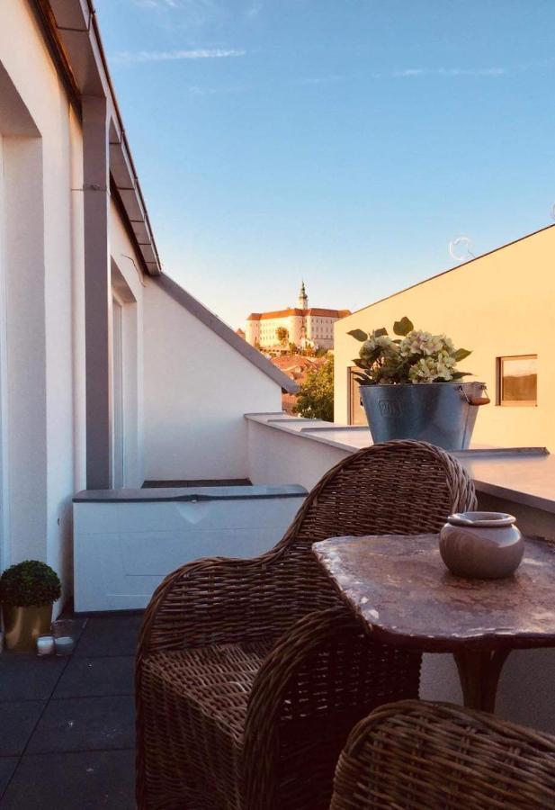 Appartements Des Merveilles Mikulov Esterno foto