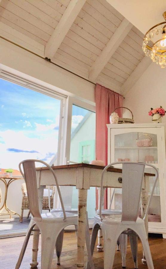 Appartements Des Merveilles Mikulov Esterno foto