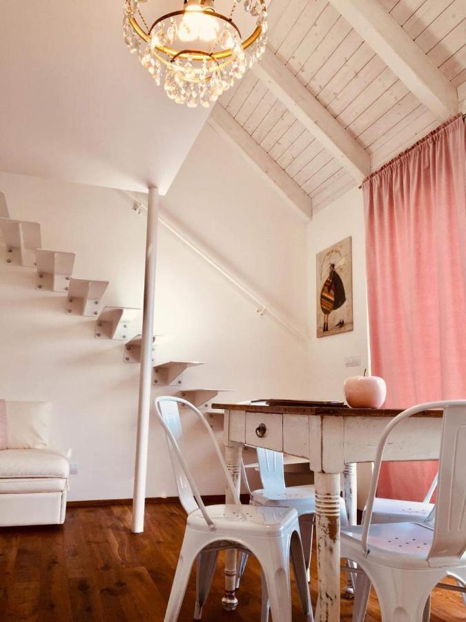 Appartements Des Merveilles Mikulov Esterno foto